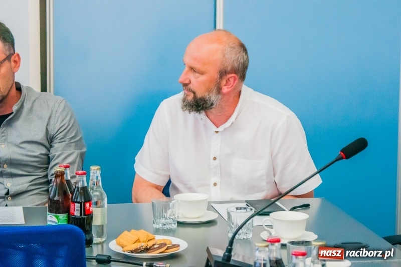 Zdjęcie w galerii na portalu naszraciborz.pl: Pierwsze posiedzenie rady gospodarczej przy prezydencie  wiadomości z regionu