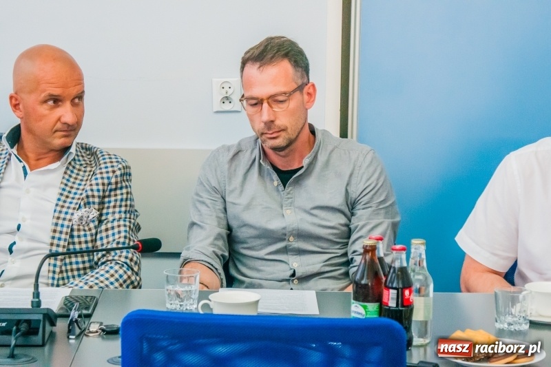 Zdjęcie w galerii na portalu naszraciborz.pl: Pierwsze posiedzenie rady gospodarczej przy prezydencie  wiadomości z regionu