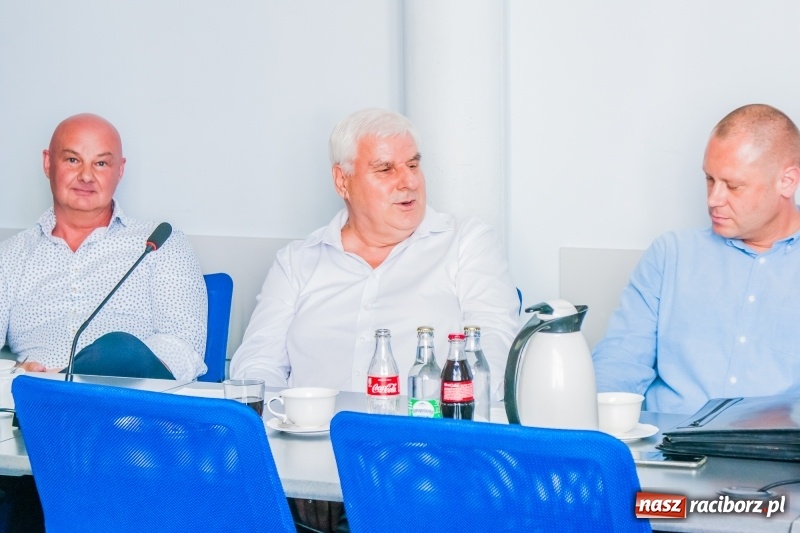 Zdjęcie w galerii na portalu naszraciborz.pl: Pierwsze posiedzenie rady gospodarczej przy prezydencie  wiadomości z regionu