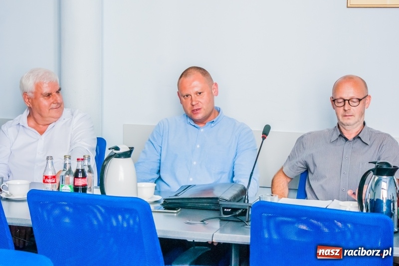 Zdjęcie w galerii na portalu naszraciborz.pl: Pierwsze posiedzenie rady gospodarczej przy prezydencie  wiadomości z regionu