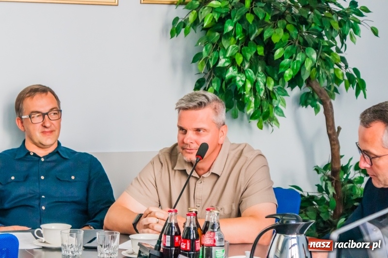 Zdjęcie w galerii na portalu naszraciborz.pl: Pierwsze posiedzenie rady gospodarczej przy prezydencie  wiadomości z regionu