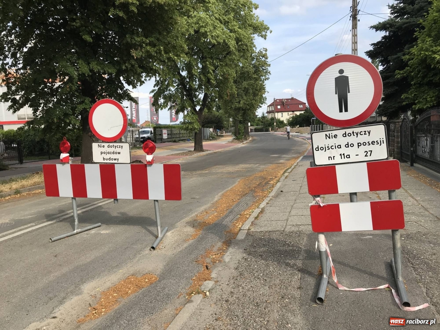 Zdjęcie w galerii na portalu naszraciborz.pl: Łąkowa już otwarta dla ruchu samochodowego  wiadomości z regionu