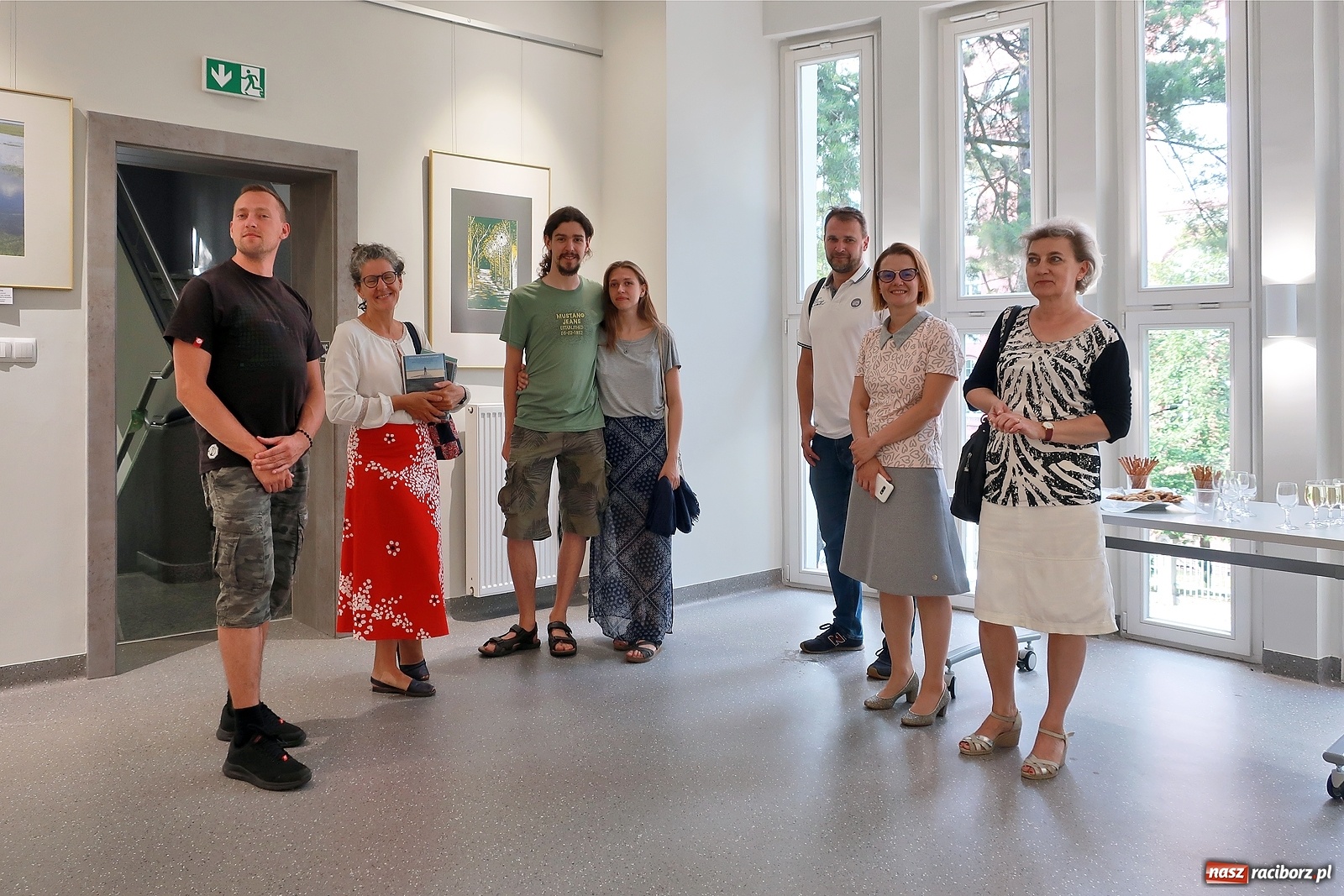 Zdjęcie w galerii na portalu naszraciborz.pl: Barwy lata w raciborskiej bibliotece wiadomości z regionu