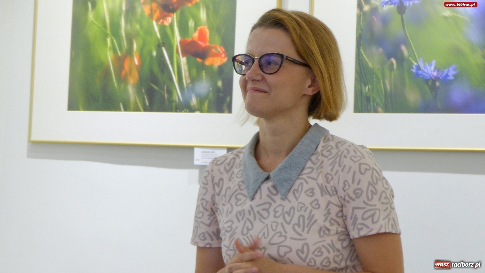 Zdjęcie w galerii na portalu naszraciborz.pl: Barwy lata w raciborskiej bibliotece wiadomości z regionu