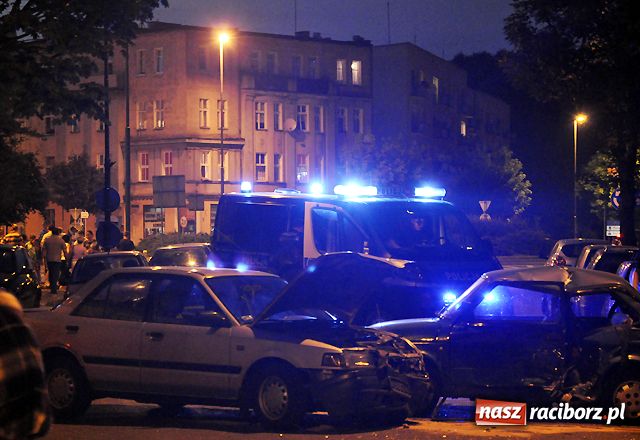 Zdjęcie w galerii na portalu naszraciborz.pl: Wypadek na Skłodowskiej wiadomości z regionu