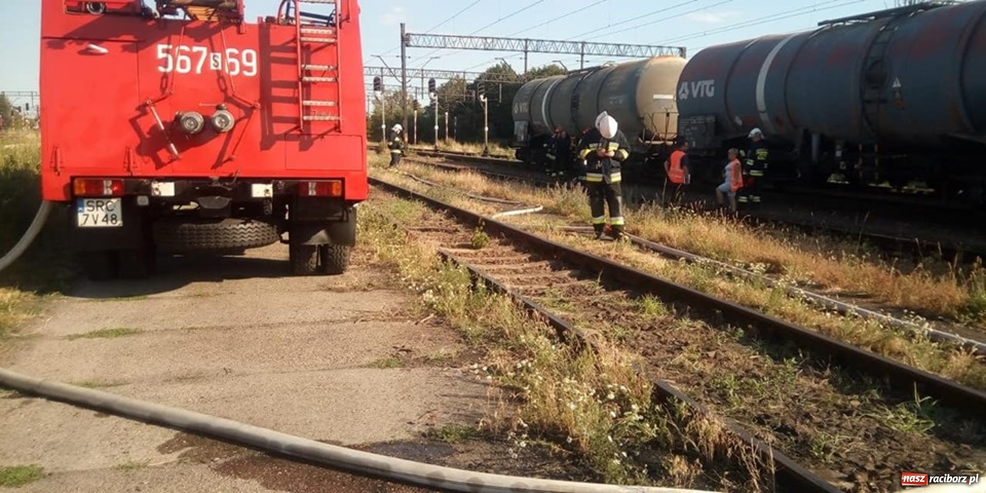 Zdjęcie w galerii na portalu naszraciborz.pl: Alarm w Chałupkach. Wyciek metanolu z cystern  wiadomości z regionu