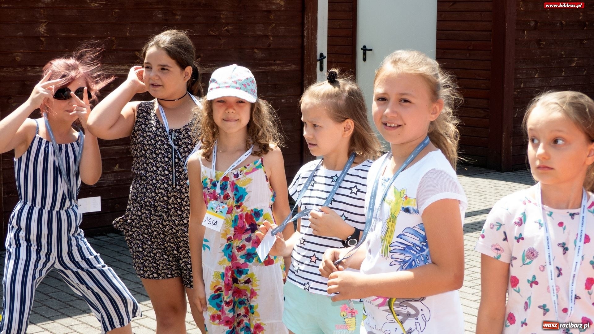 Zdjęcie w galerii na portalu naszraciborz.pl: Uczestnicy Lata z biblioteką w Obozie Herosów wiadomości z regionu