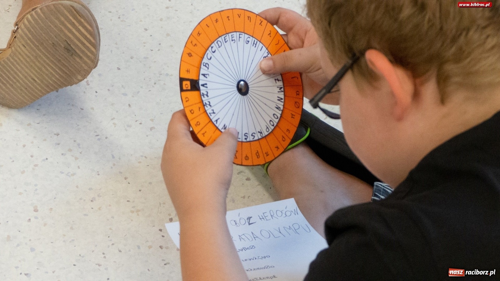 Zdjęcie w galerii na portalu naszraciborz.pl: Uczestnicy Lata z biblioteką w Obozie Herosów wiadomości z regionu