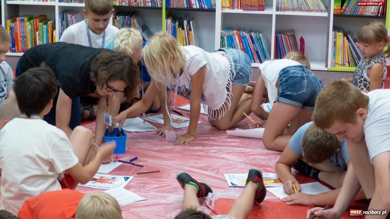 Zdjęcie w galerii na portalu naszraciborz.pl: Uczestnicy Lata z biblioteką w Obozie Herosów wiadomości z regionu