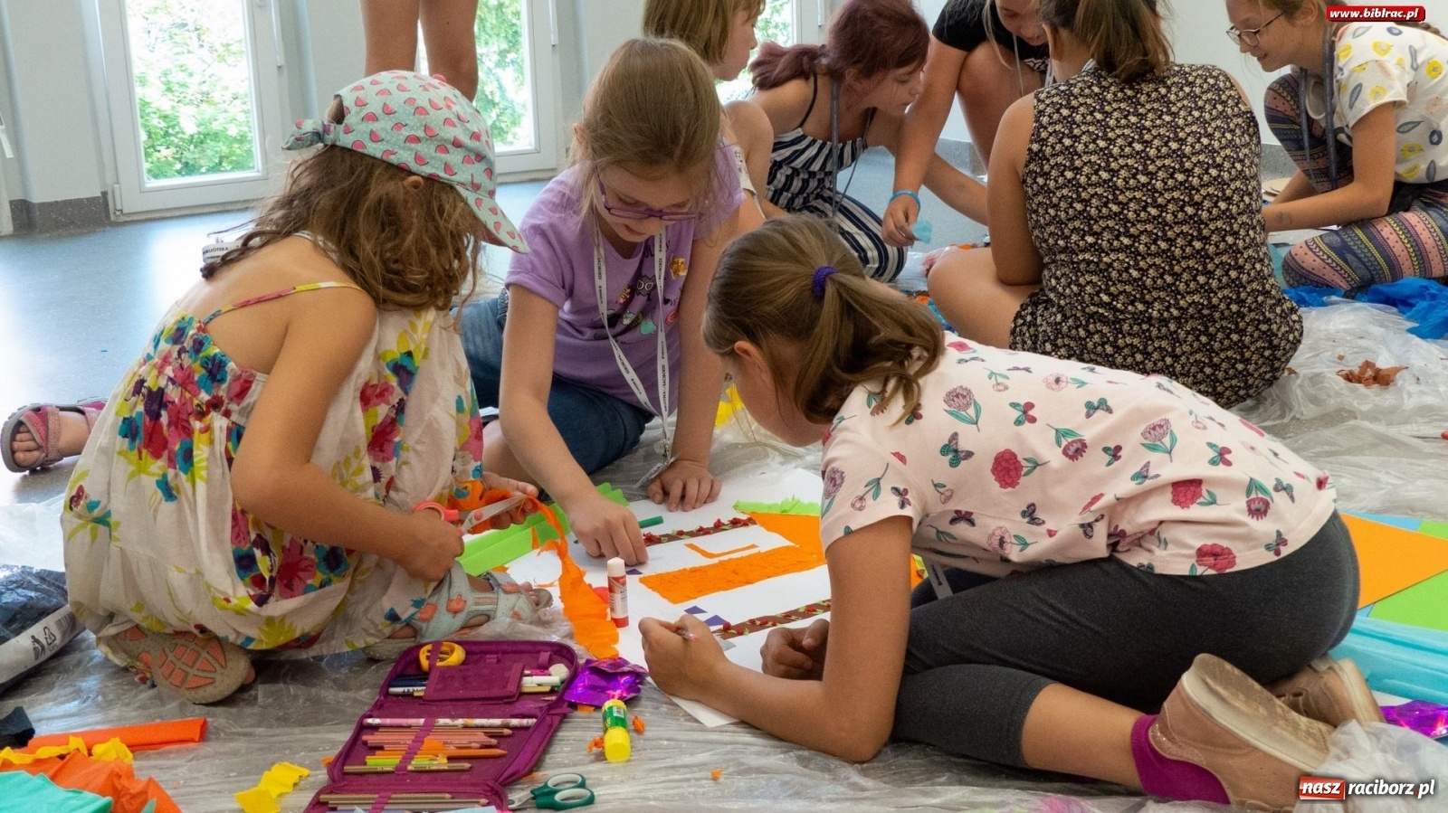 Zdjęcie w galerii na portalu naszraciborz.pl: Uczestnicy Lata z biblioteką w Obozie Herosów wiadomości z regionu