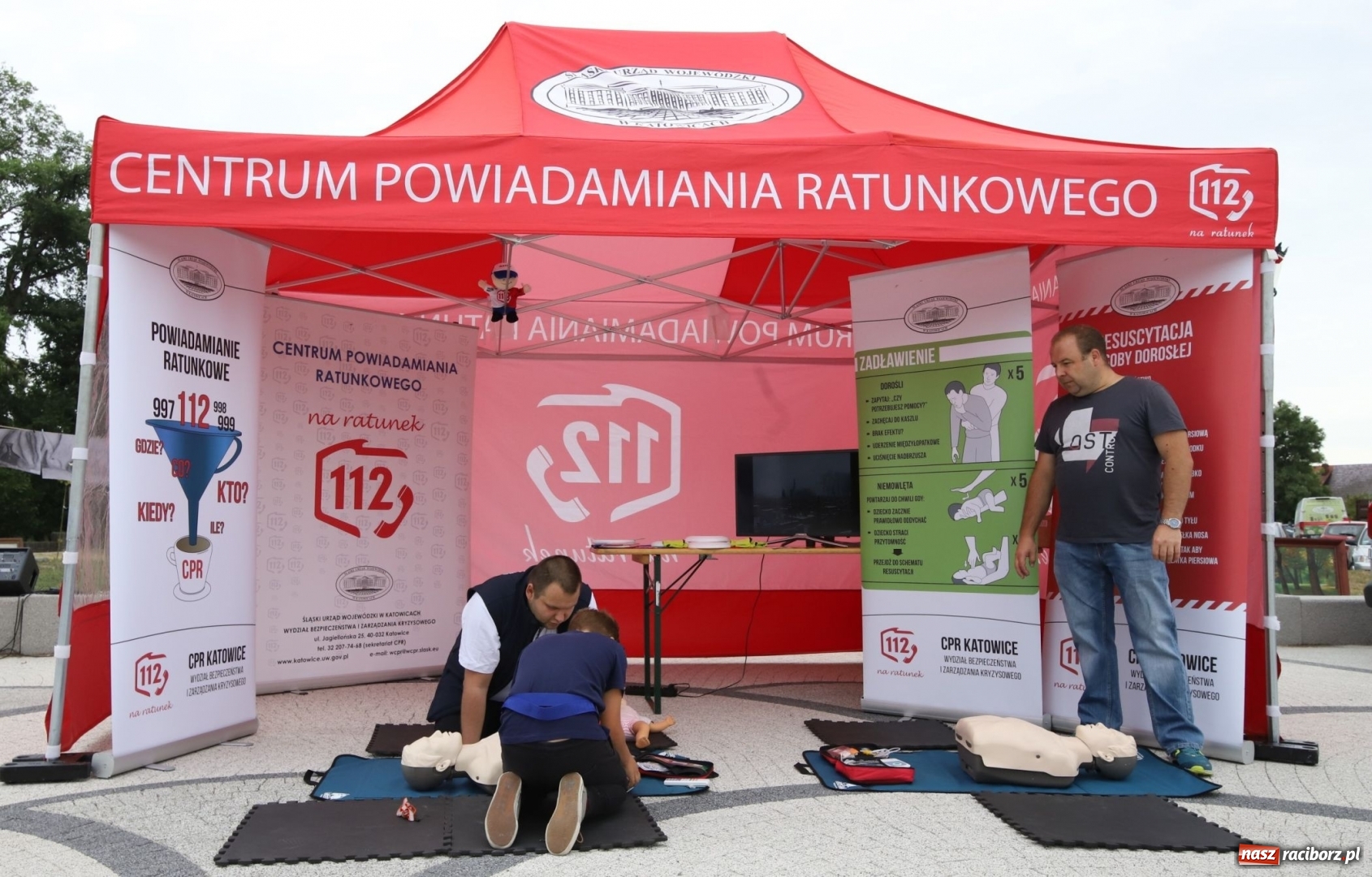 Zdjęcie w galerii na portalu naszraciborz.pl: Bezpieczne wakacje z rodziną. Wicewojewoda w Kuźni Raciborskiej [FOTO] wiadomości z regionu