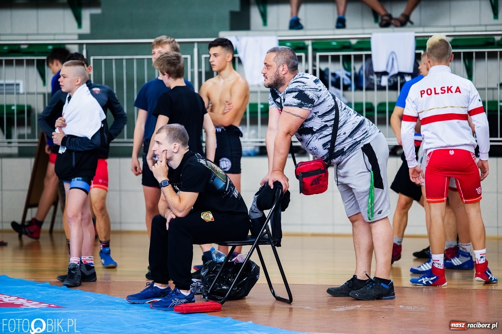 Zdjęcie w galerii na portalu naszraciborz.pl: W Arenie Rafako trwają Mistrzostwa Polski w zapasach wiadomości z regionu