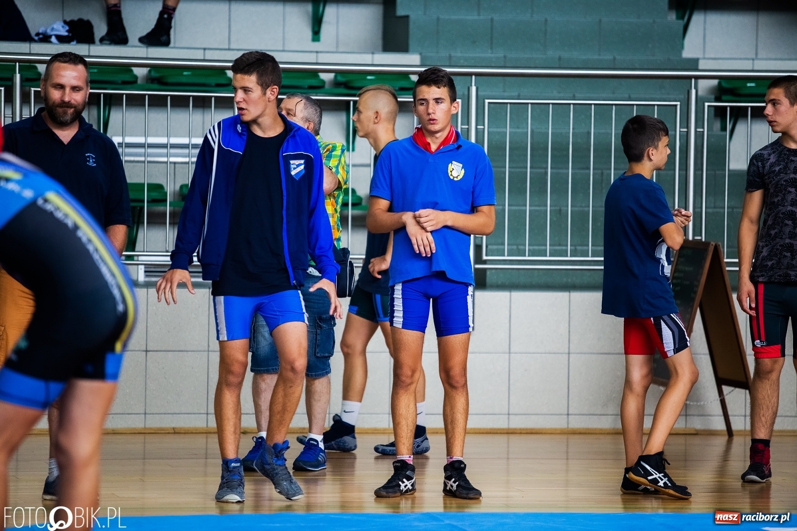 Zdjęcie w galerii na portalu naszraciborz.pl: W Arenie Rafako trwają Mistrzostwa Polski w zapasach wiadomości z regionu