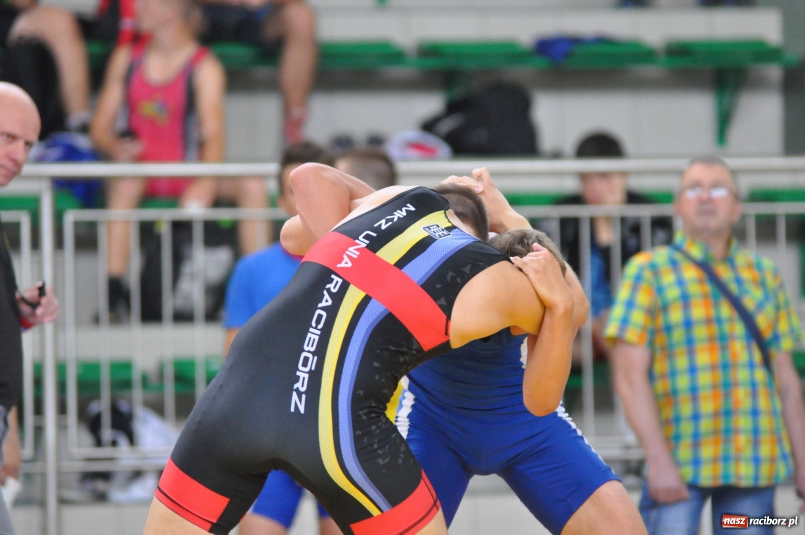 Zdjęcie w galerii na portalu naszraciborz.pl: W Arenie Rafako trwają Mistrzostwa Polski w zapasach wiadomości z regionu