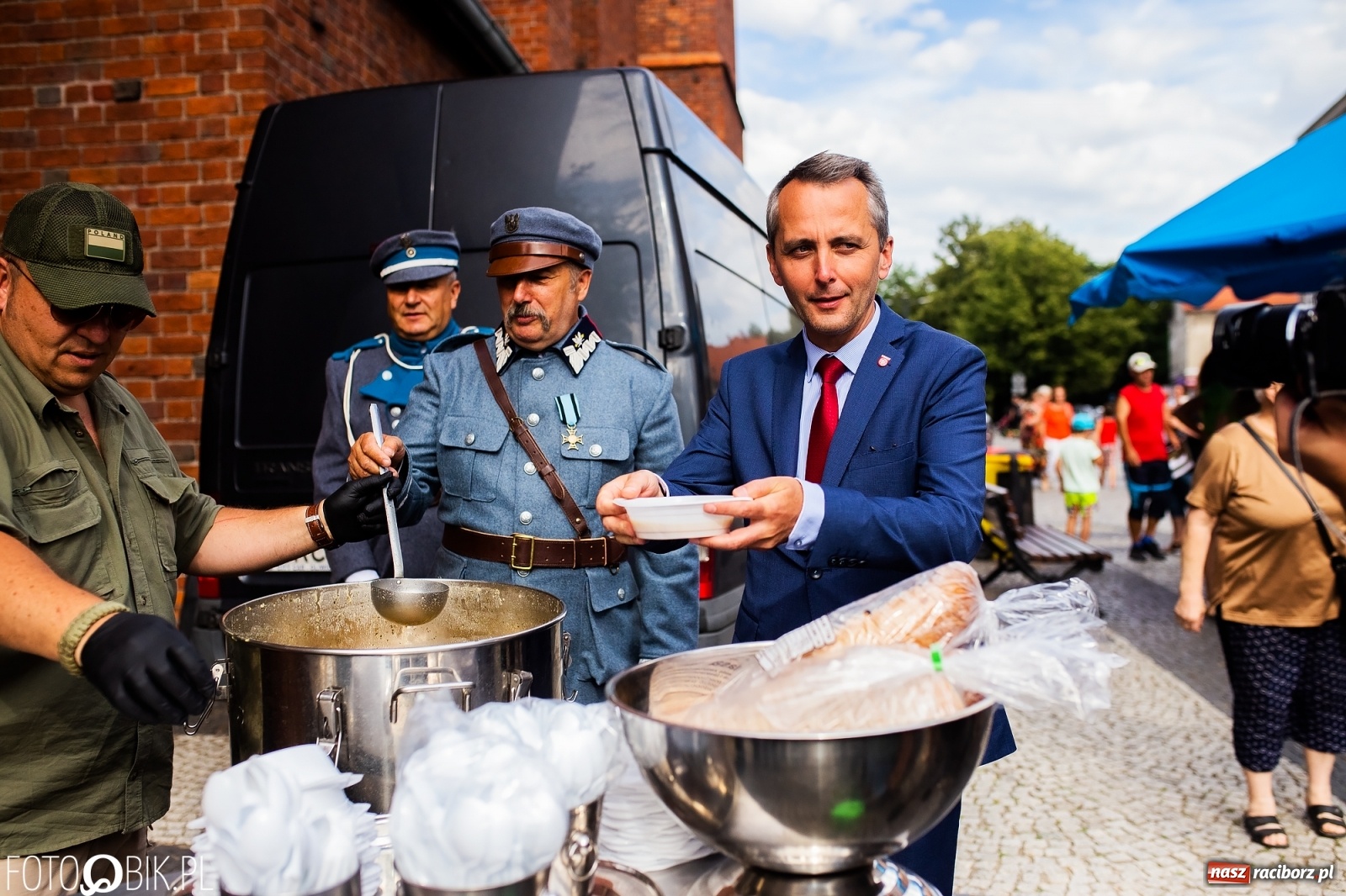 Zdjęcie w galerii na portalu naszraciborz.pl: Marszałek Józef Piłsudski odwiedził Racibórz [FOTO i WIDEO] wiadomości z regionu