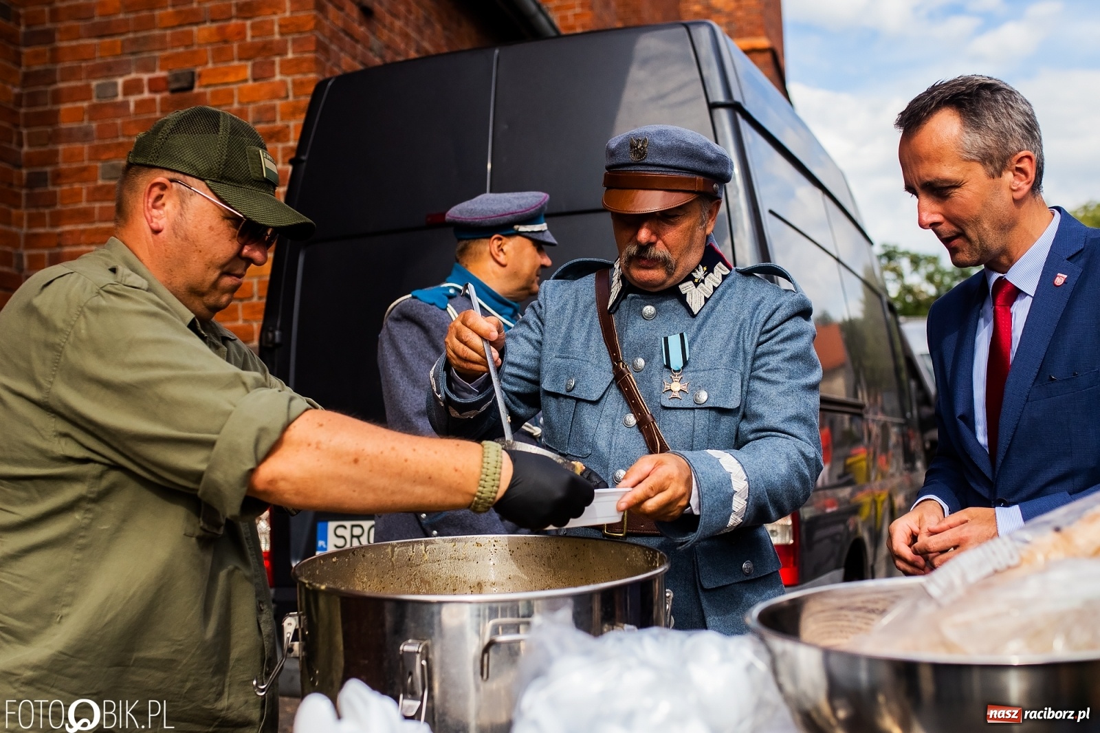 Zdjęcie w galerii na portalu naszraciborz.pl: Marszałek Józef Piłsudski odwiedził Racibórz [FOTO i WIDEO] wiadomości z regionu