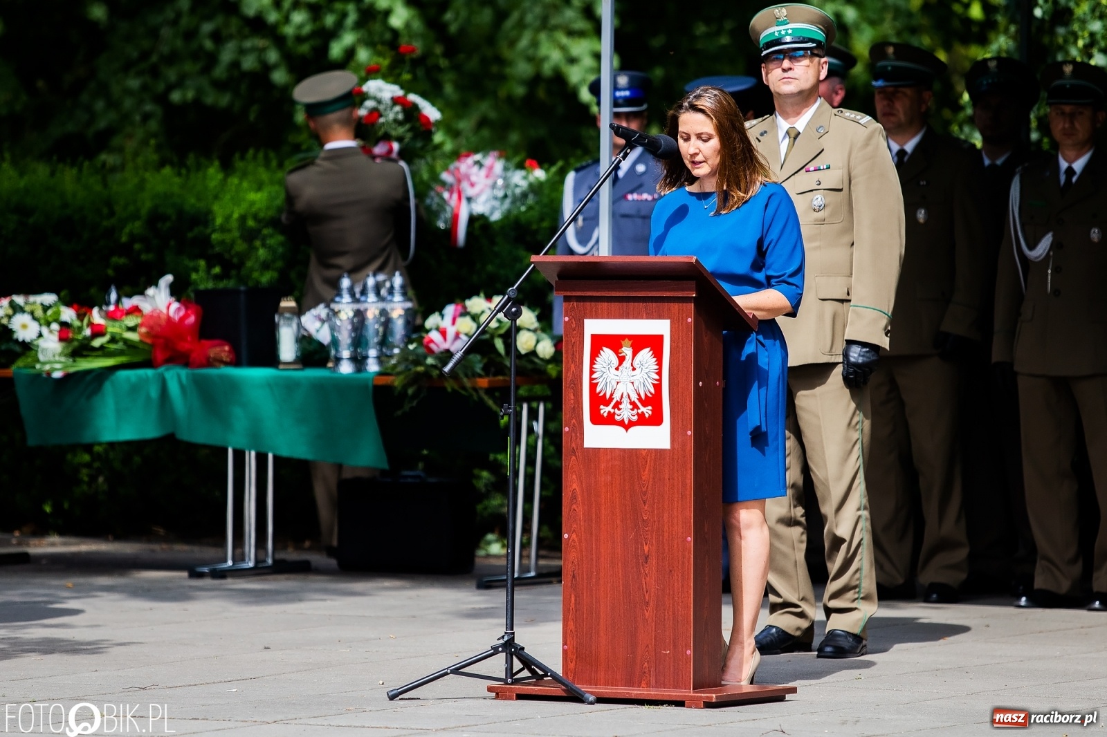 Zdjęcie w galerii na portalu naszraciborz.pl: Pogranicznicy ślubowali pod Pomnikiem Powstańców Śląskich [FOTO i WIDEO] wiadomości z regionu