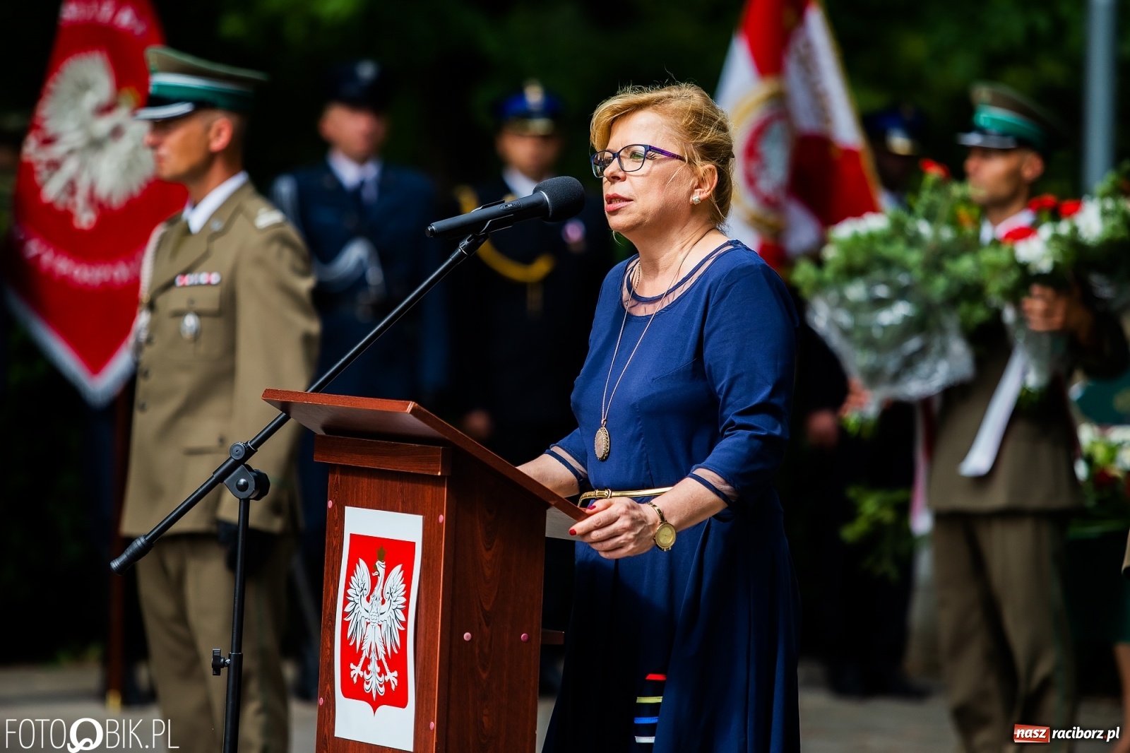 Zdjęcie w galerii na portalu naszraciborz.pl: Pogranicznicy ślubowali pod Pomnikiem Powstańców Śląskich [FOTO i WIDEO] wiadomości z regionu
