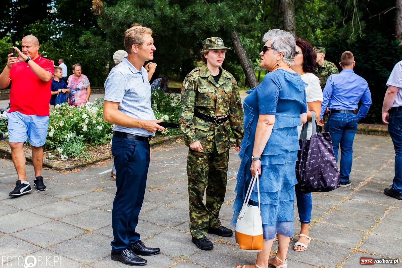 Zdjęcie w galerii na portalu naszraciborz.pl: Pogranicznicy ślubowali pod Pomnikiem Powstańców Śląskich [FOTO i WIDEO] wiadomości z regionu