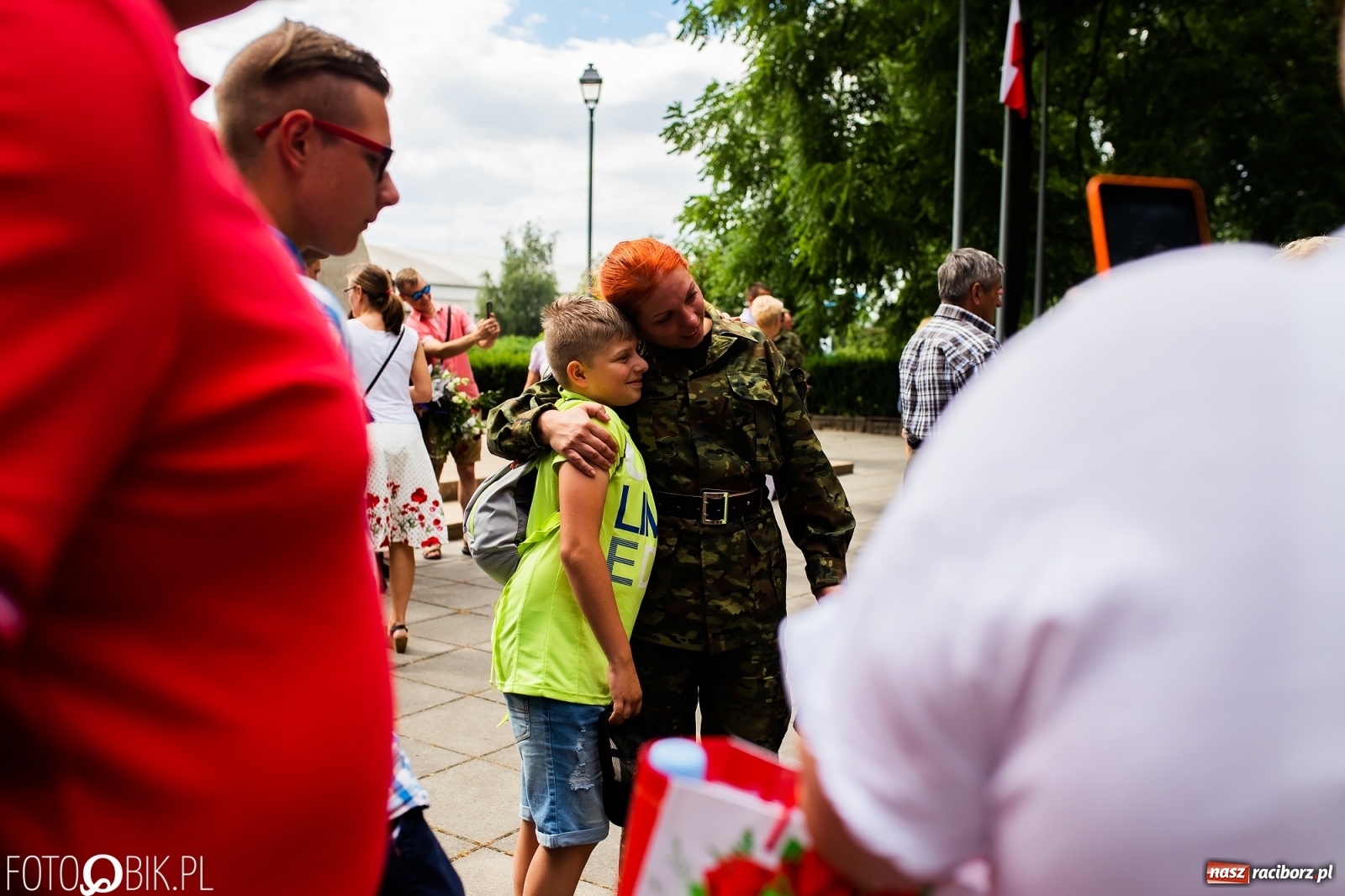 Zdjęcie w galerii na portalu naszraciborz.pl: Pogranicznicy ślubowali pod Pomnikiem Powstańców Śląskich [FOTO i WIDEO] wiadomości z regionu