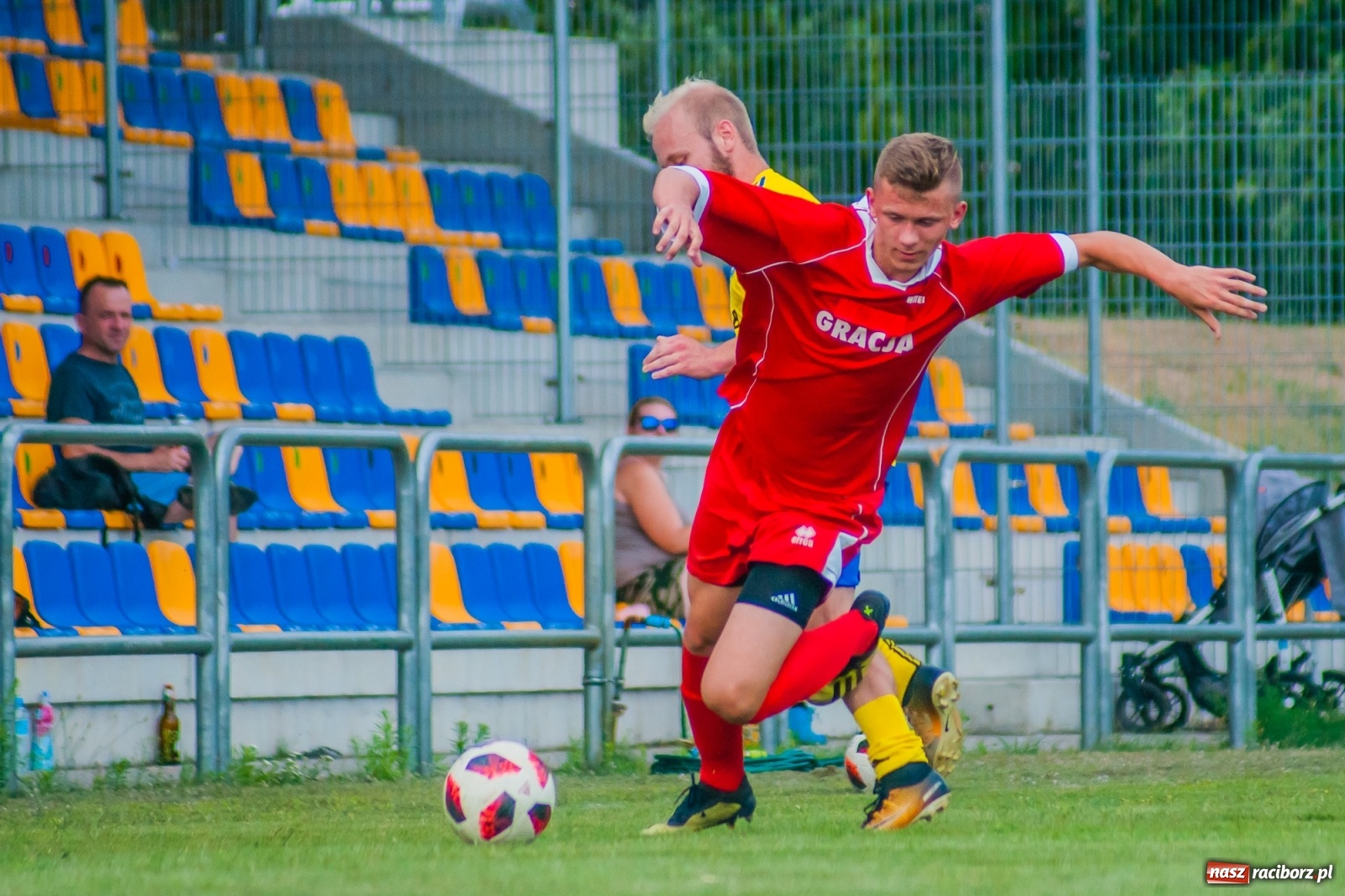 Zdjęcie w galerii na portalu naszraciborz.pl: Fani Stali pokonali swych idoli [FOTO] wiadomości z regionu