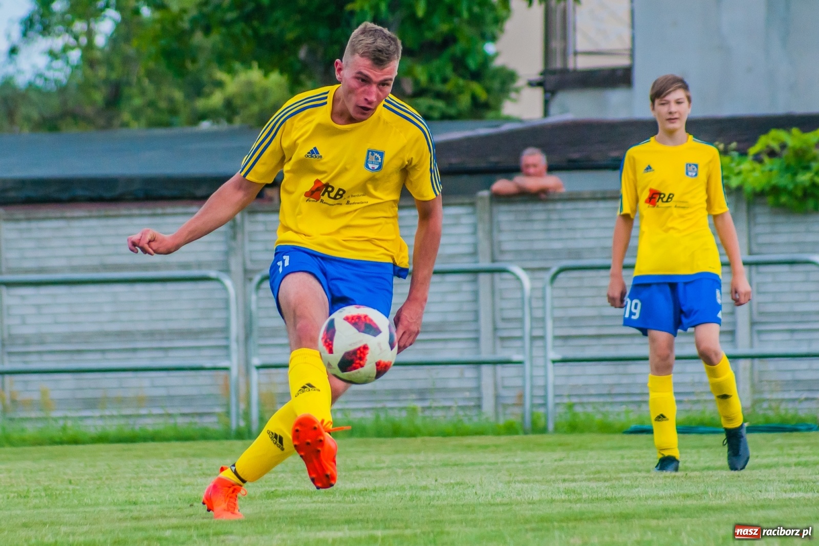 Zdjęcie w galerii na portalu naszraciborz.pl: Fani Stali pokonali swych idoli [FOTO] wiadomości z regionu