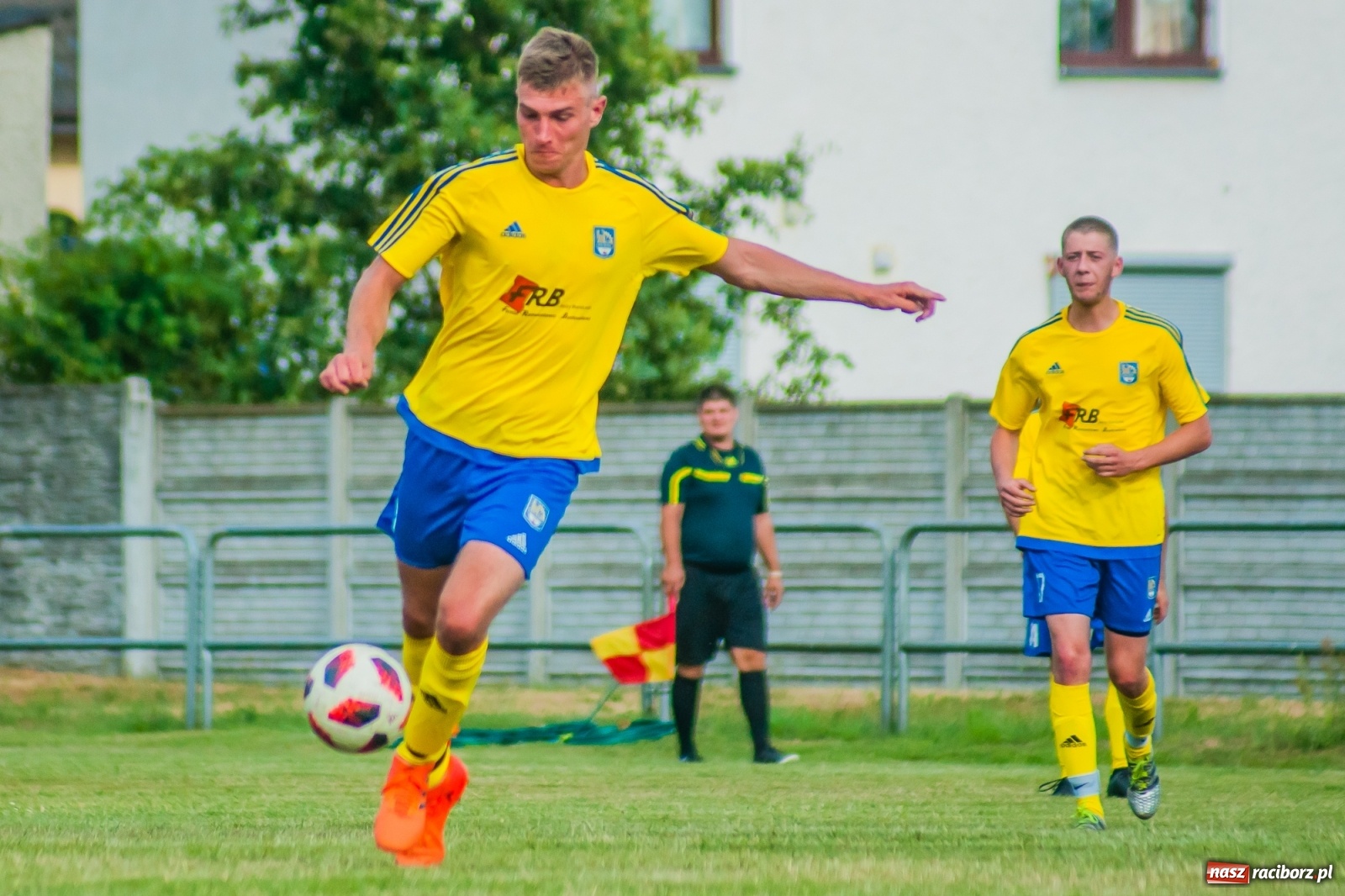 Zdjęcie w galerii na portalu naszraciborz.pl: Fani Stali pokonali swych idoli [FOTO] wiadomości z regionu