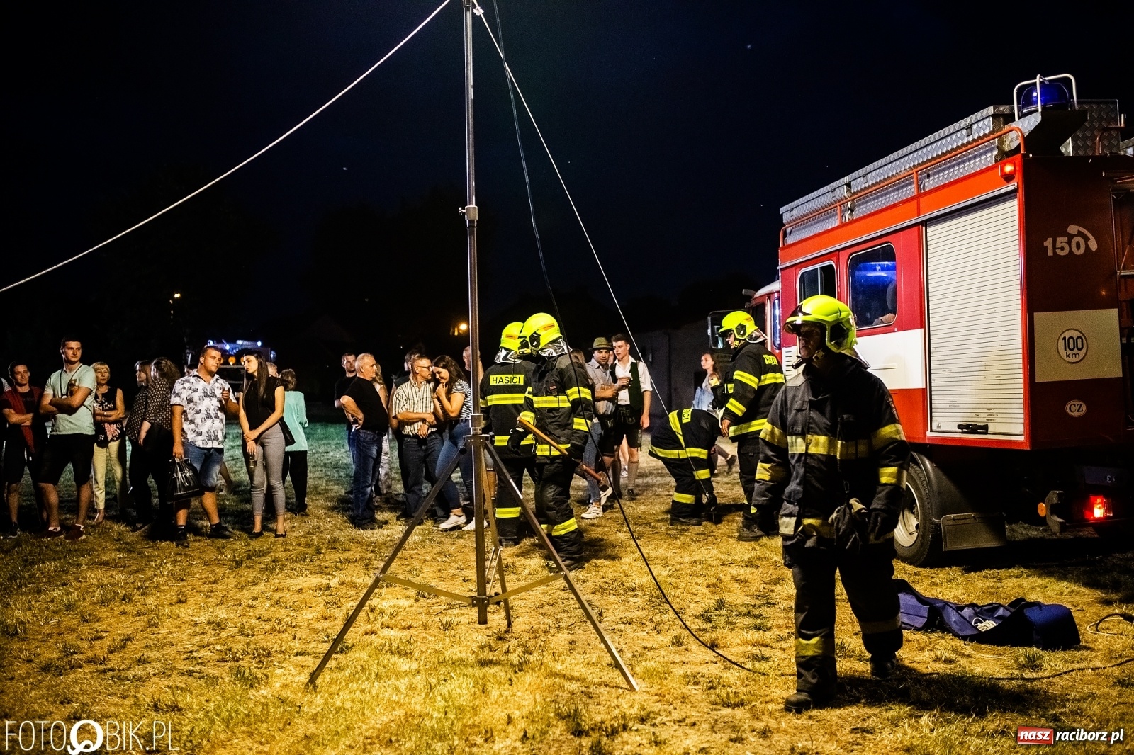 Zdjęcie w galerii na portalu naszraciborz.pl: Obchody 130-lecia OSP Krzanowice - pokazy nocne wiadomości z regionu