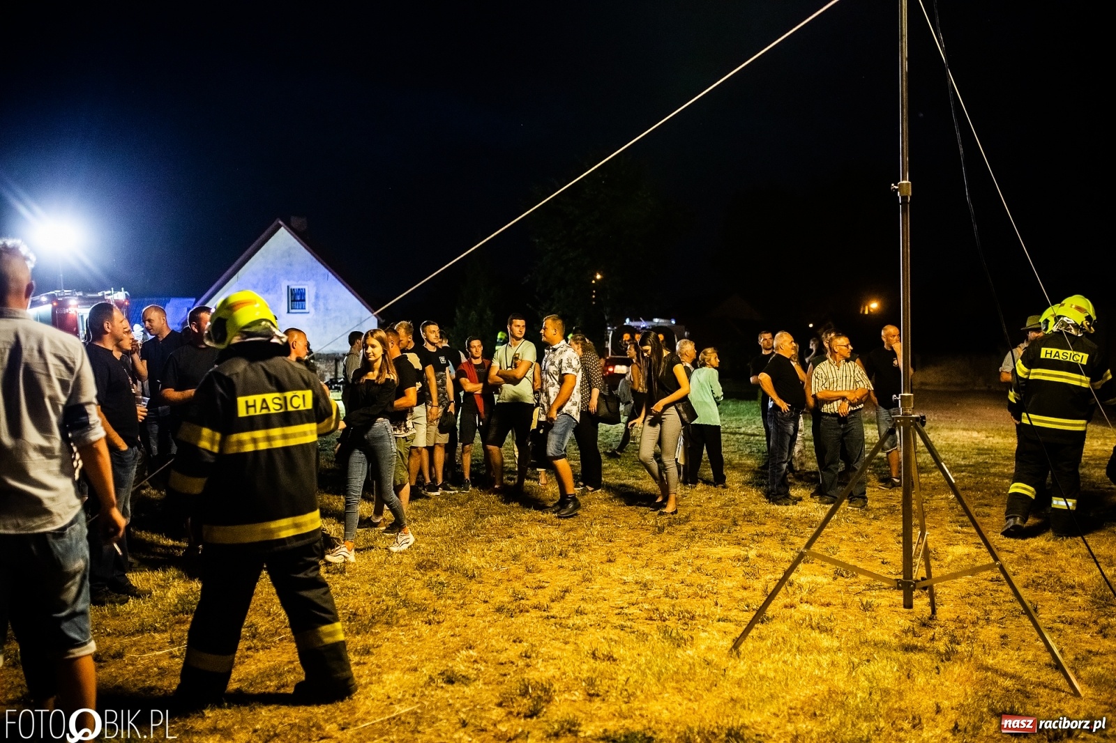 Zdjęcie w galerii na portalu naszraciborz.pl: Obchody 130-lecia OSP Krzanowice - pokazy nocne wiadomości z regionu