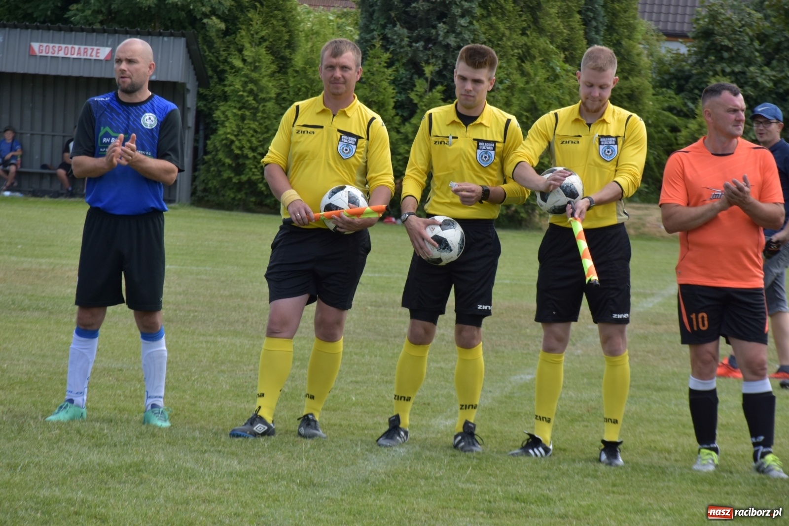 Zdjęcie w galerii na portalu naszraciborz.pl: Oldboje zagrali o Puchar Wójta Krzyżanowic [FOTO] wiadomości z regionu