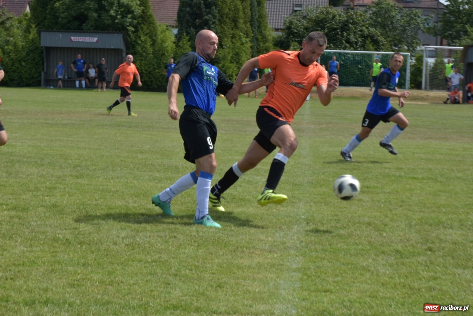 Zdjęcie w galerii na portalu naszraciborz.pl: Oldboje zagrali o Puchar Wójta Krzyżanowic [FOTO] wiadomości z regionu