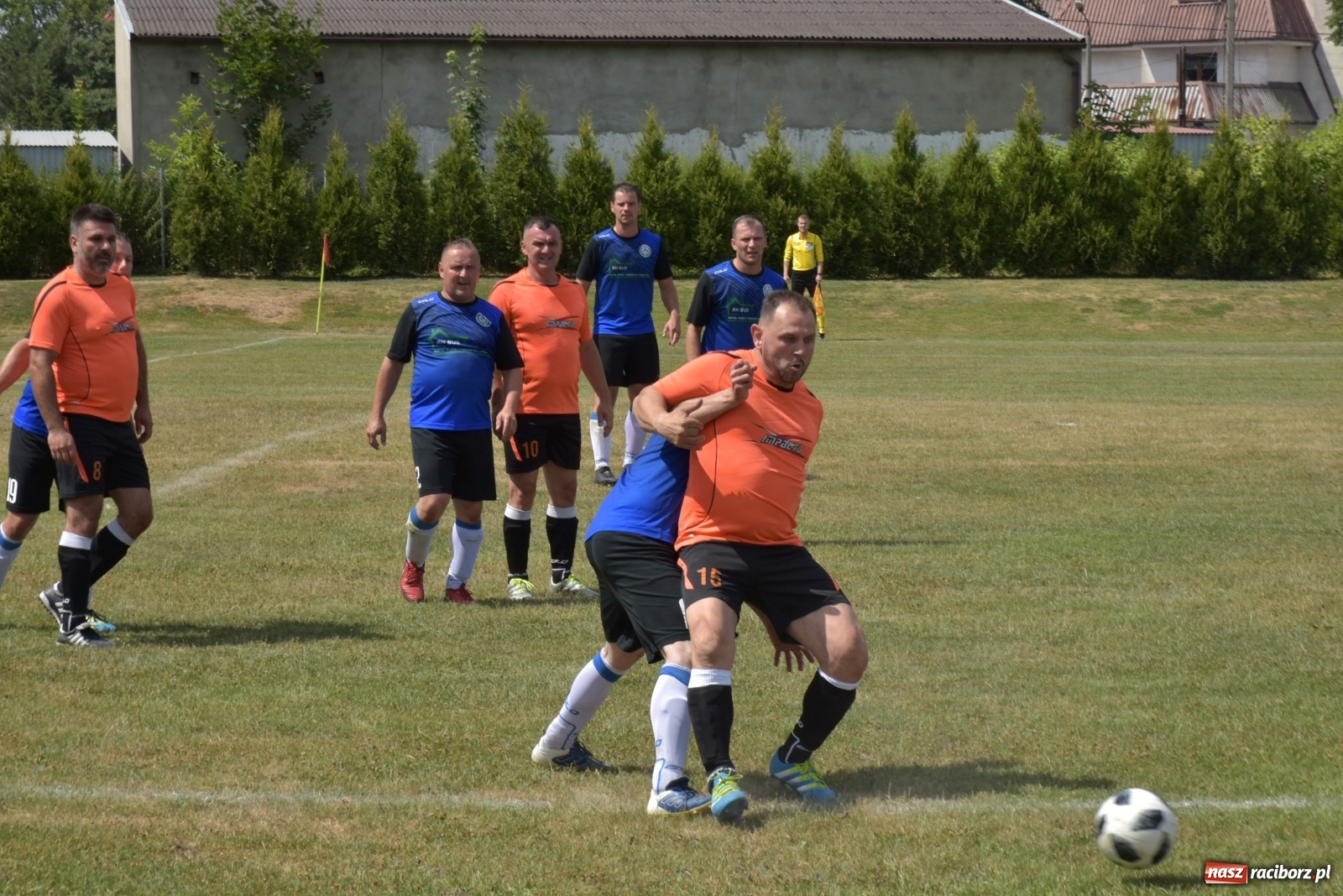 Zdjęcie w galerii na portalu naszraciborz.pl: Oldboje zagrali o Puchar Wójta Krzyżanowic [FOTO] wiadomości z regionu