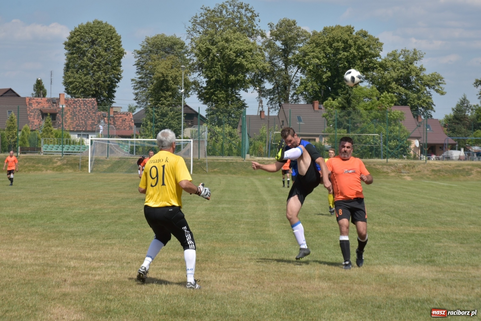 Zdjęcie w galerii na portalu naszraciborz.pl: Oldboje zagrali o Puchar Wójta Krzyżanowic [FOTO] wiadomości z regionu