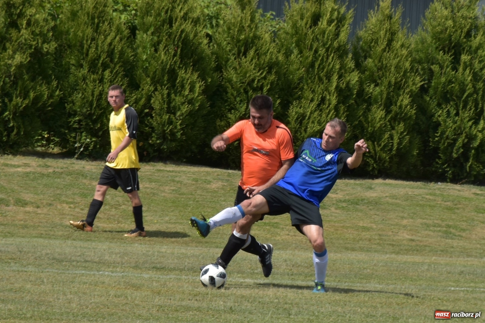 Zdjęcie w galerii na portalu naszraciborz.pl: Oldboje zagrali o Puchar Wójta Krzyżanowic [FOTO] wiadomości z regionu