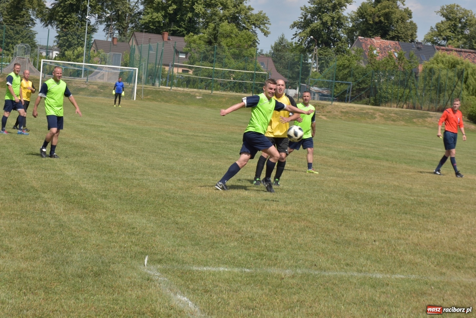 Zdjęcie w galerii na portalu naszraciborz.pl: Oldboje zagrali o Puchar Wójta Krzyżanowic [FOTO] wiadomości z regionu