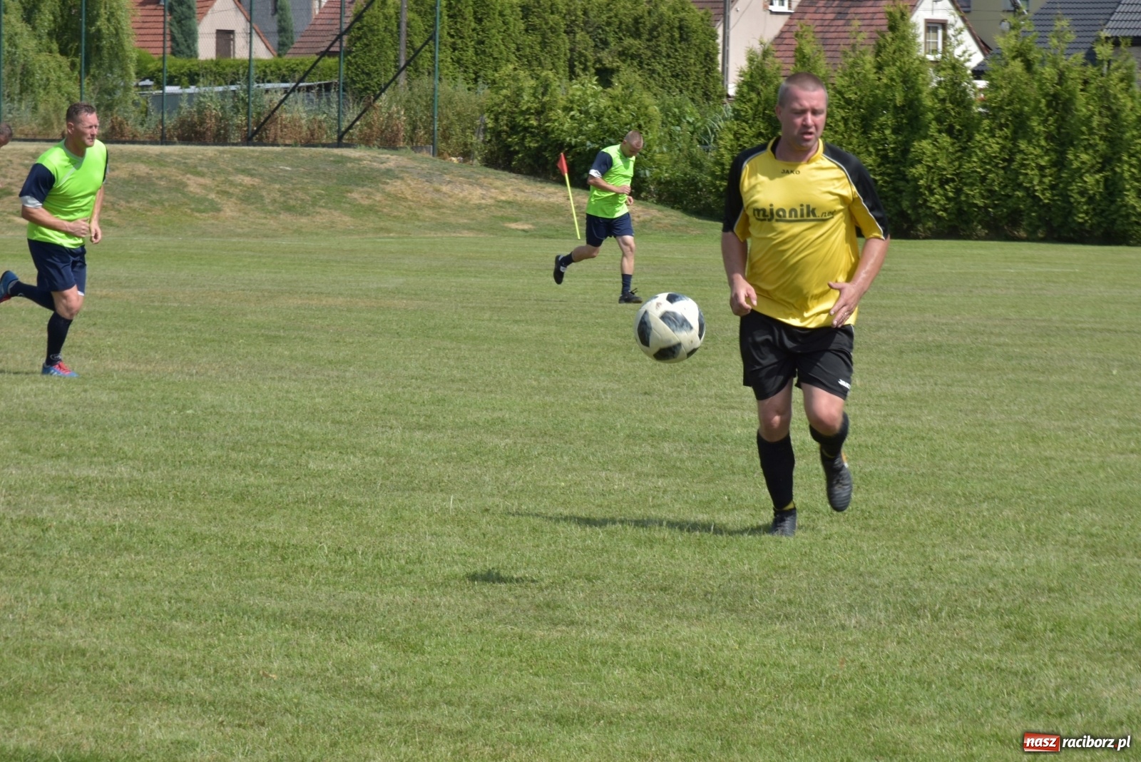 Zdjęcie w galerii na portalu naszraciborz.pl: Oldboje zagrali o Puchar Wójta Krzyżanowic [FOTO] wiadomości z regionu