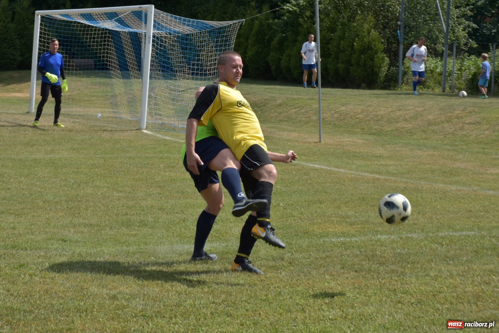 Zdjęcie w galerii na portalu naszraciborz.pl: Oldboje zagrali o Puchar Wójta Krzyżanowic [FOTO] wiadomości z regionu