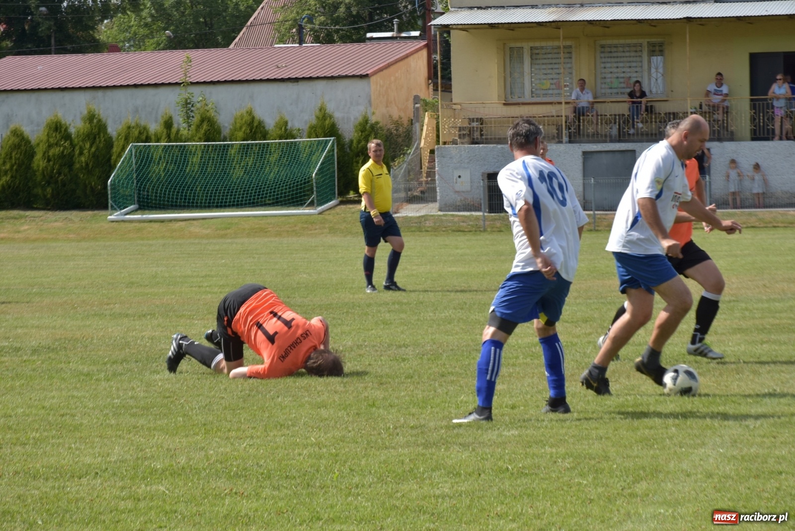 Zdjęcie w galerii na portalu naszraciborz.pl: Oldboje zagrali o Puchar Wójta Krzyżanowic [FOTO] wiadomości z regionu