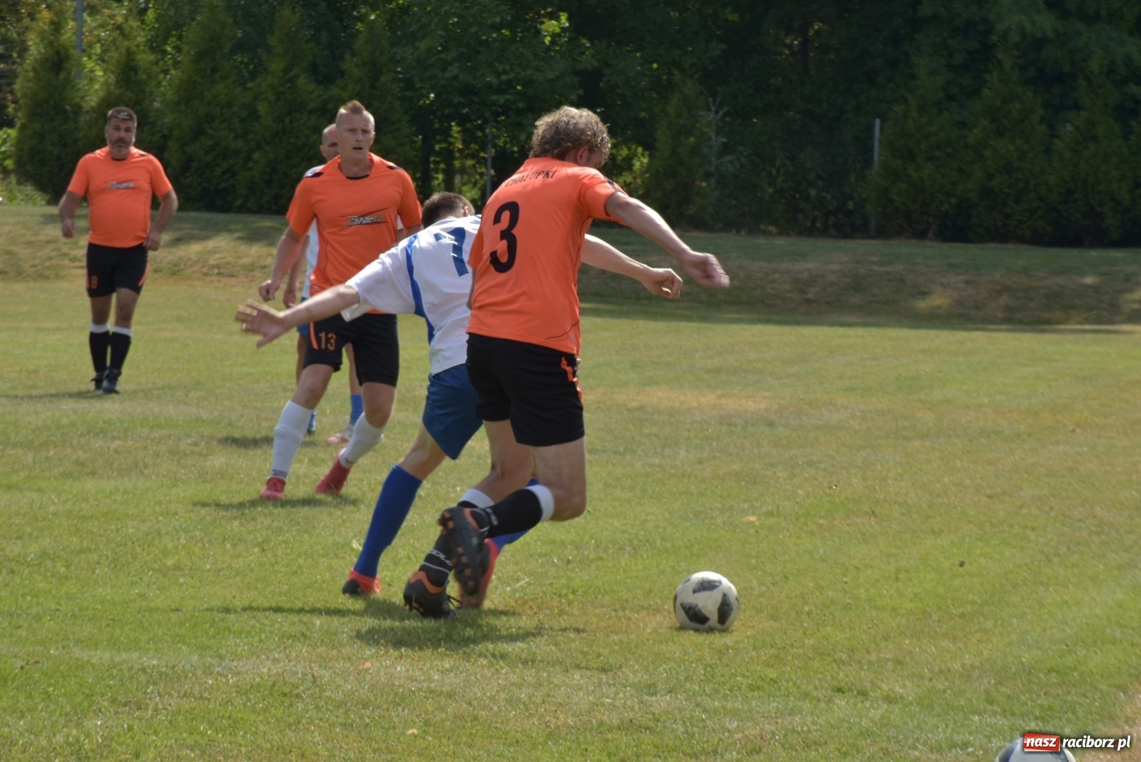 Zdjęcie w galerii na portalu naszraciborz.pl: Oldboje zagrali o Puchar Wójta Krzyżanowic [FOTO] wiadomości z regionu
