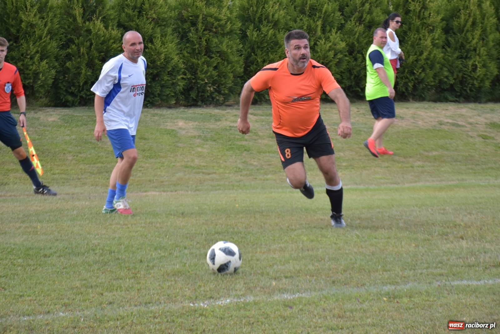 Zdjęcie w galerii na portalu naszraciborz.pl: Oldboje zagrali o Puchar Wójta Krzyżanowic [FOTO] wiadomości z regionu