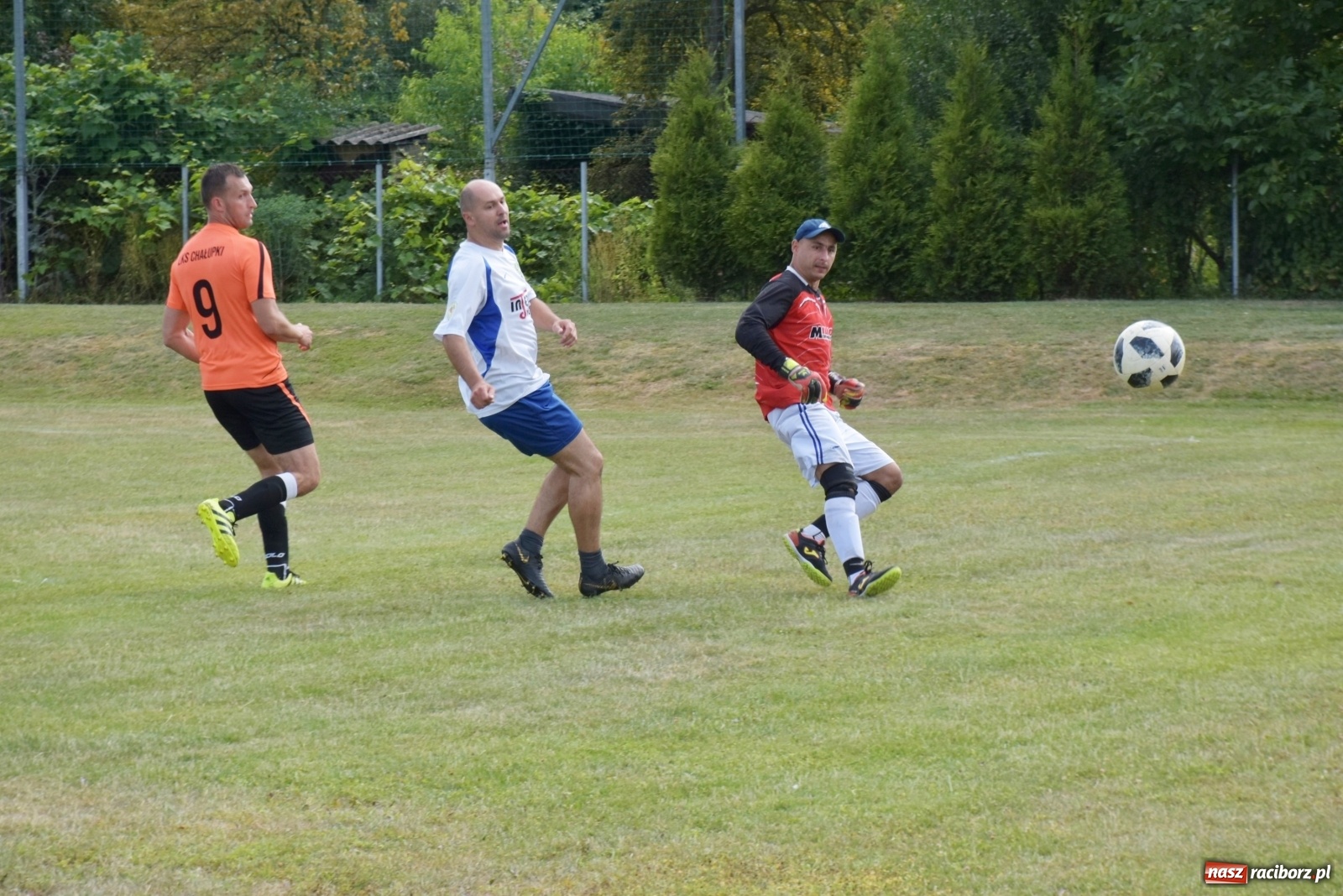 Zdjęcie w galerii na portalu naszraciborz.pl: Oldboje zagrali o Puchar Wójta Krzyżanowic [FOTO] wiadomości z regionu