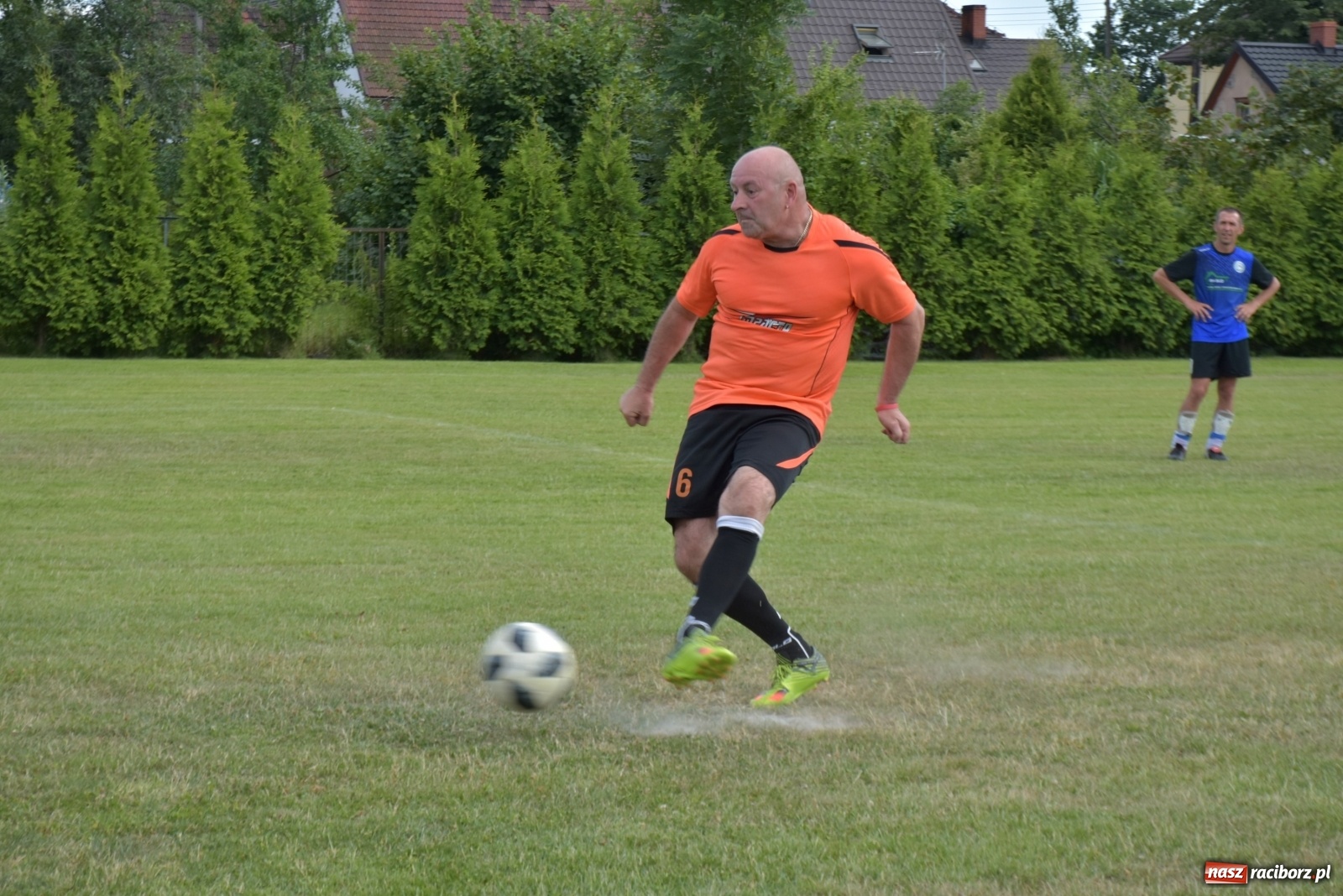 Zdjęcie w galerii na portalu naszraciborz.pl: Oldboje zagrali o Puchar Wójta Krzyżanowic [FOTO] wiadomości z regionu