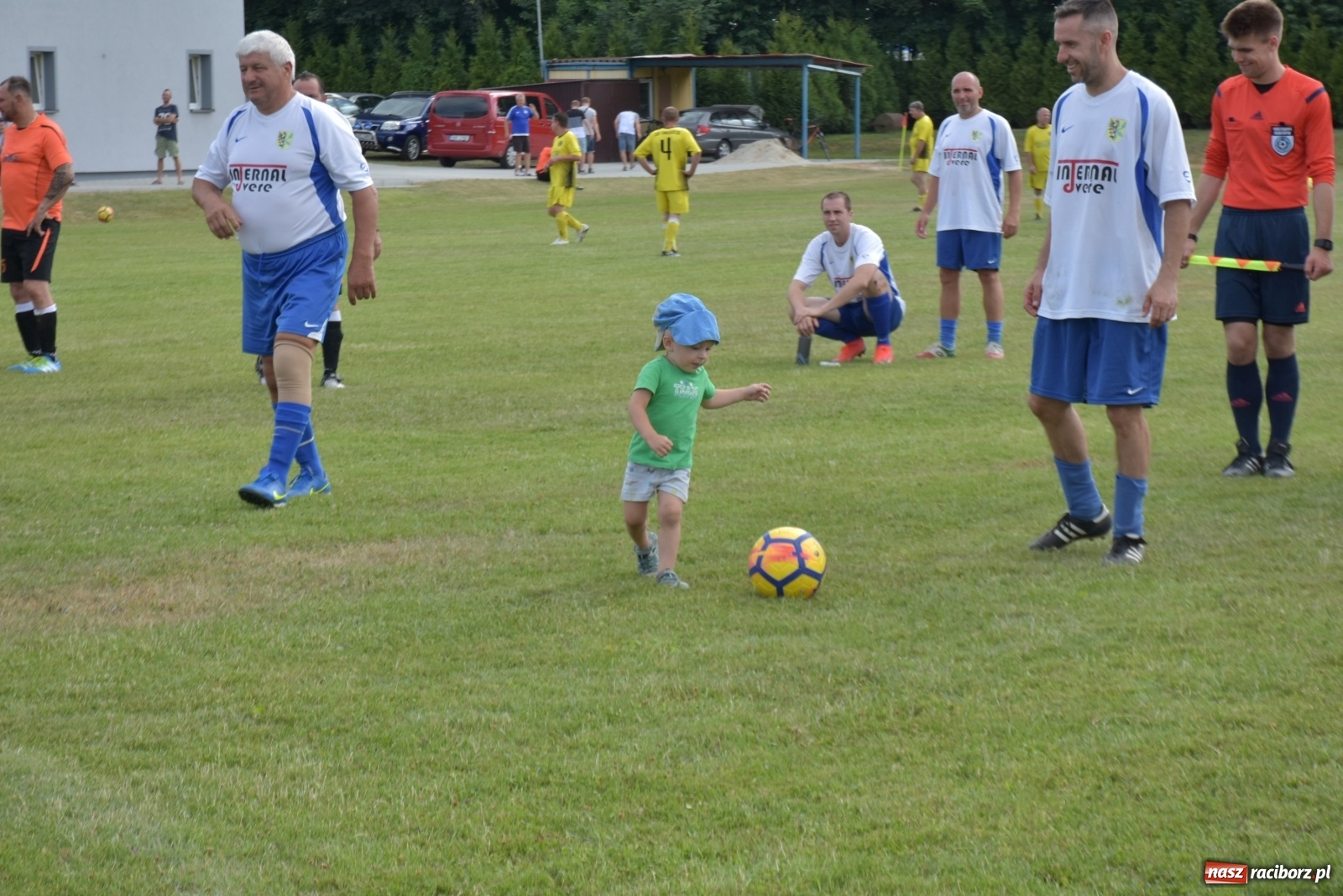 Zdjęcie w galerii na portalu naszraciborz.pl: Oldboje zagrali o Puchar Wójta Krzyżanowic [FOTO] wiadomości z regionu