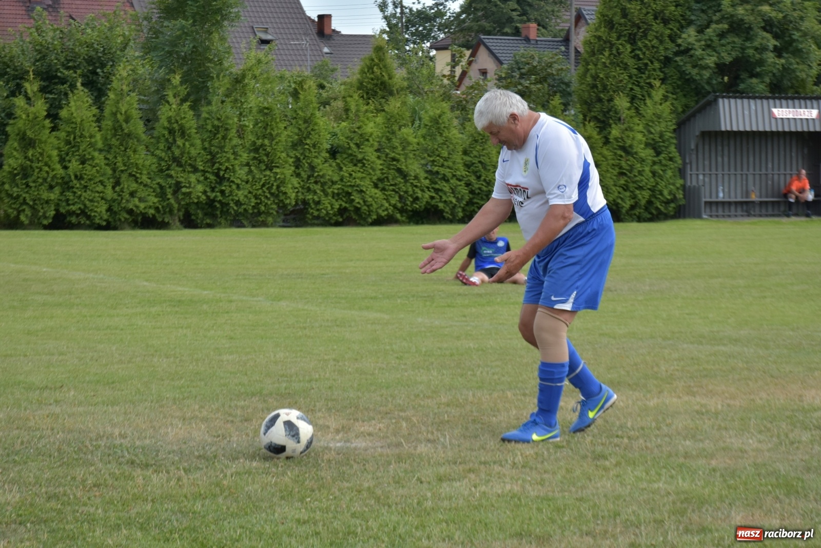 Zdjęcie w galerii na portalu naszraciborz.pl: Oldboje zagrali o Puchar Wójta Krzyżanowic [FOTO] wiadomości z regionu