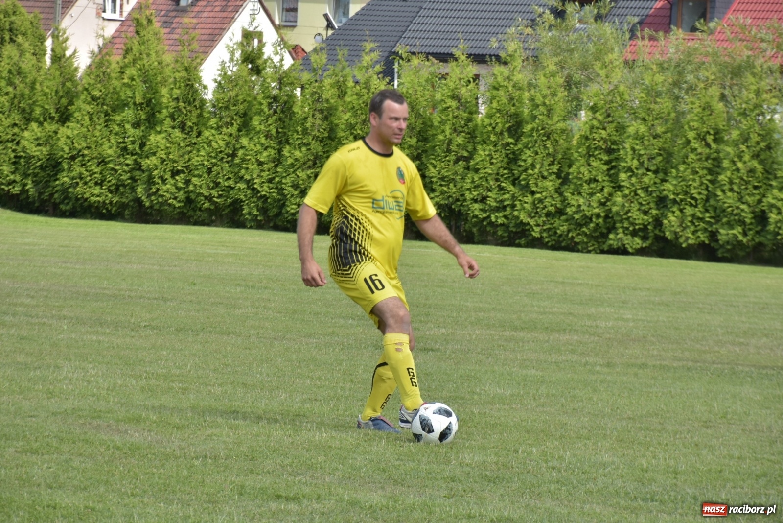 Zdjęcie w galerii na portalu naszraciborz.pl: Oldboje zagrali o Puchar Wójta Krzyżanowic [FOTO] wiadomości z regionu