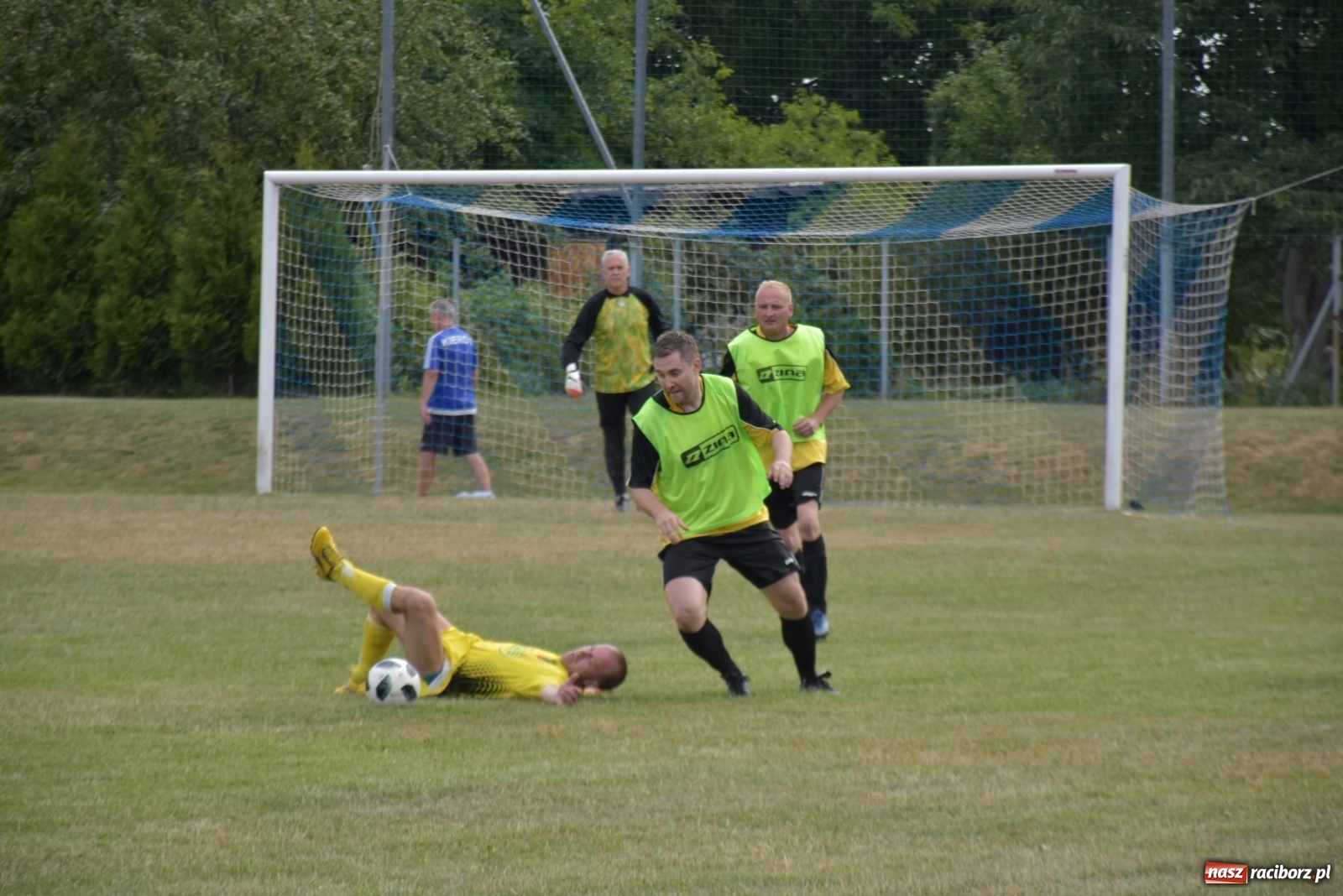 Zdjęcie w galerii na portalu naszraciborz.pl: Oldboje zagrali o Puchar Wójta Krzyżanowic [FOTO] wiadomości z regionu