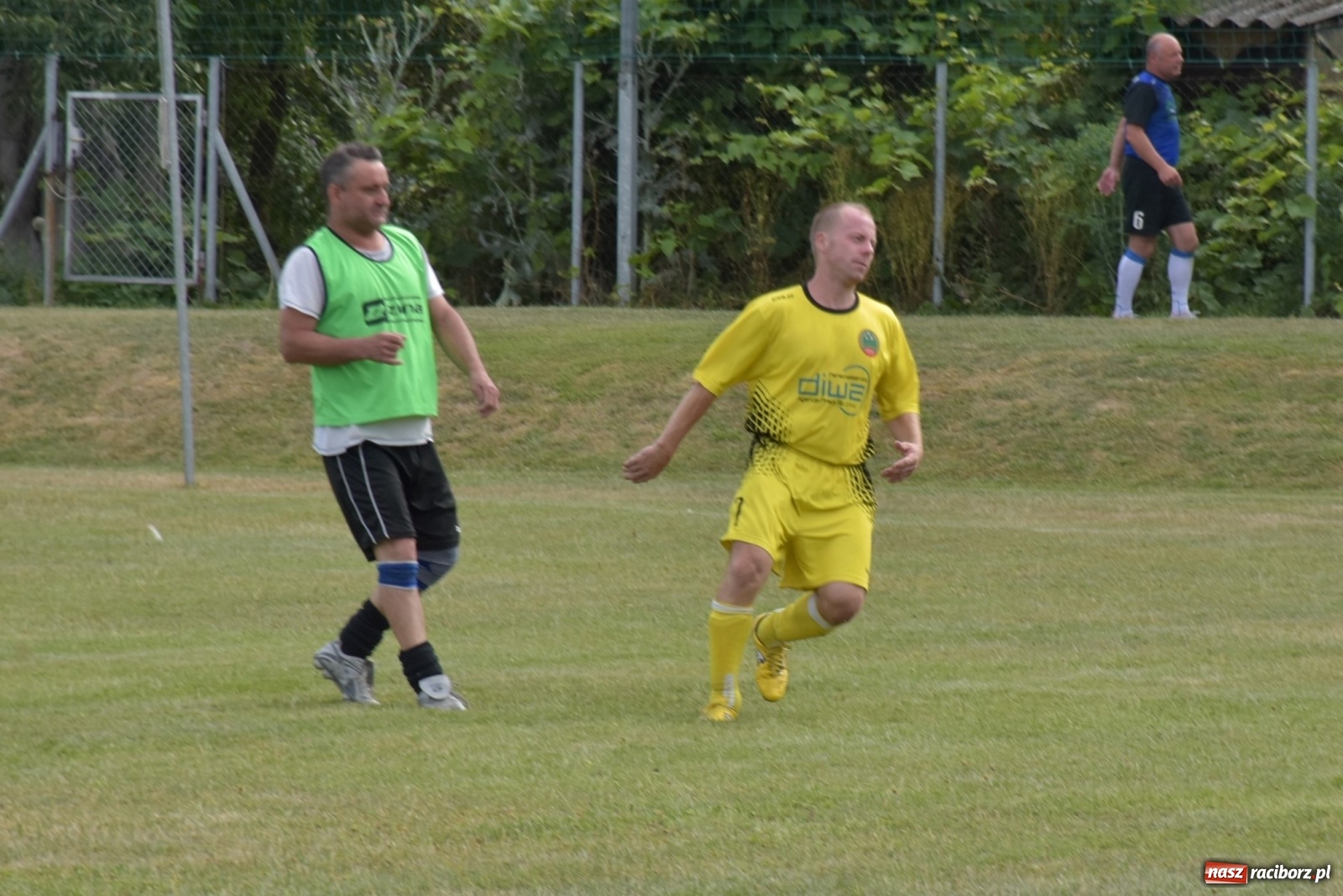 Zdjęcie w galerii na portalu naszraciborz.pl: Oldboje zagrali o Puchar Wójta Krzyżanowic [FOTO] wiadomości z regionu