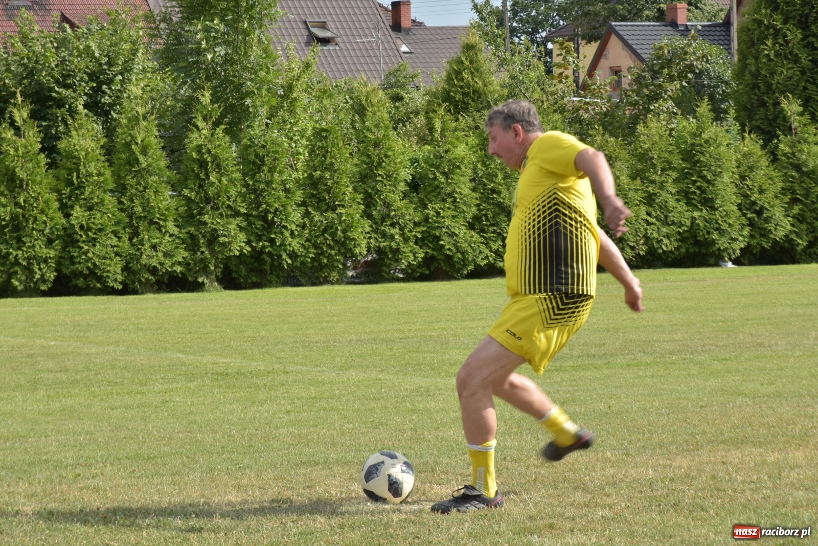 Zdjęcie w galerii na portalu naszraciborz.pl: Oldboje zagrali o Puchar Wójta Krzyżanowic [FOTO] wiadomości z regionu
