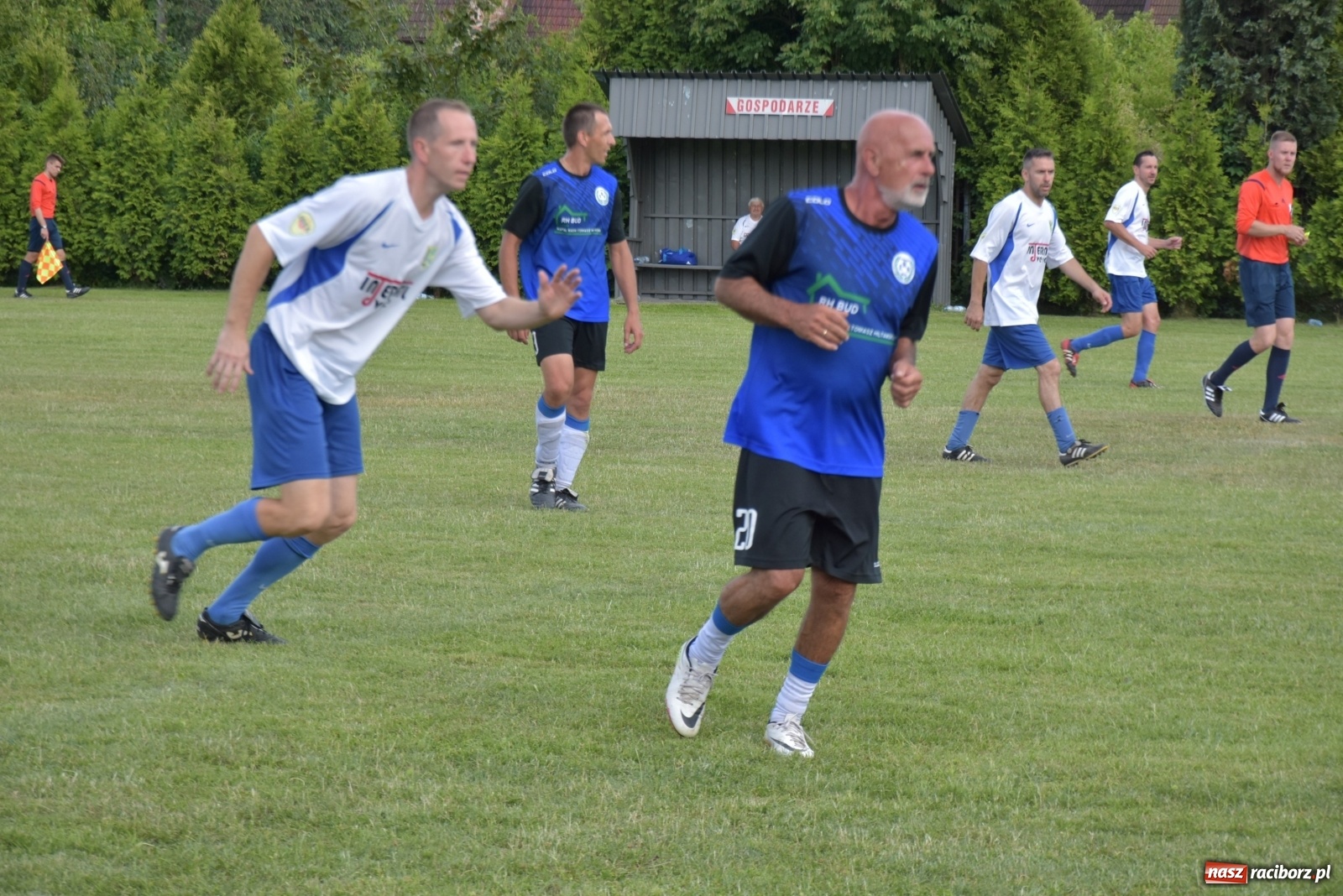 Zdjęcie w galerii na portalu naszraciborz.pl: Oldboje zagrali o Puchar Wójta Krzyżanowic [FOTO] wiadomości z regionu