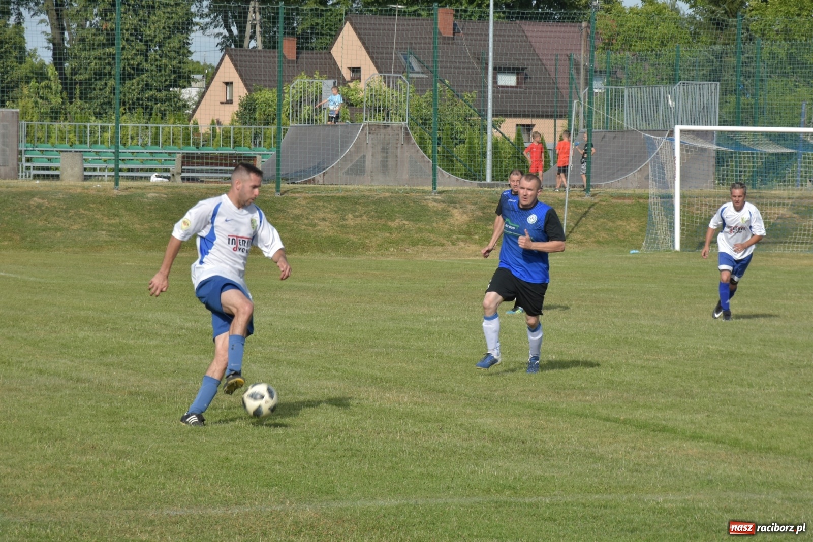 Zdjęcie w galerii na portalu naszraciborz.pl: Oldboje zagrali o Puchar Wójta Krzyżanowic [FOTO] wiadomości z regionu